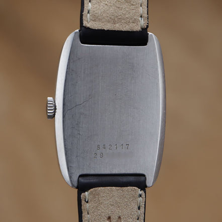 UNIVERSAL GENEVE Tonneau 842117 <1970年代>
