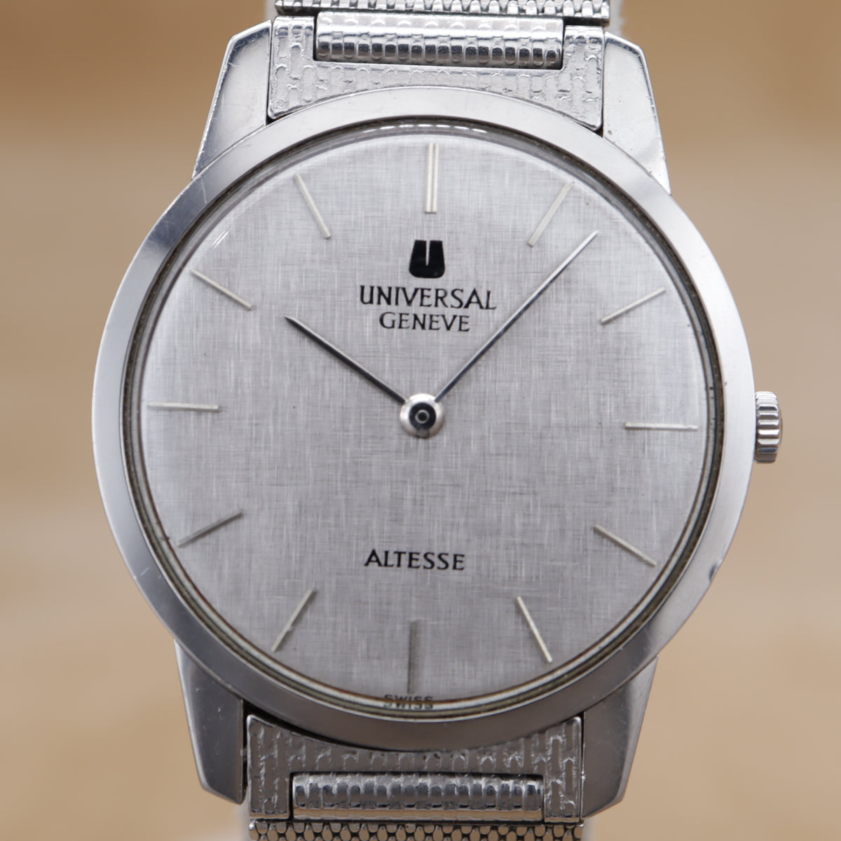 UNIVERSAL GENEVE ALTESSE 84210