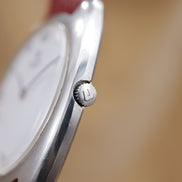UNIVERSAL GENEVE White Shadow 842111