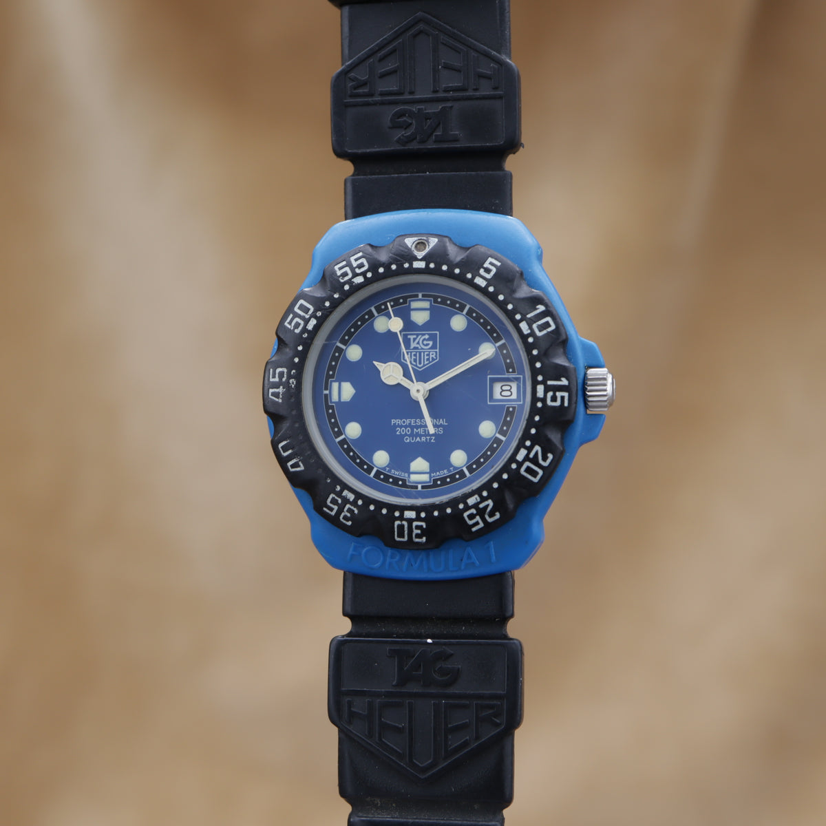 TAG HEUER Formula 1 professional 200 METERS 381.513/1