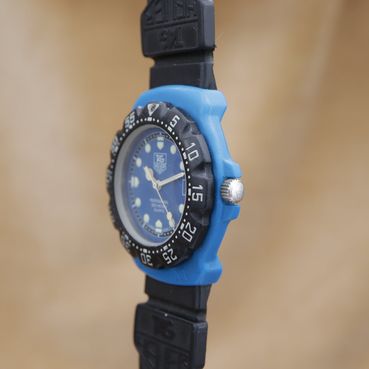 TAG HEUER Formula 1 professional 200 METERS 381.513/1