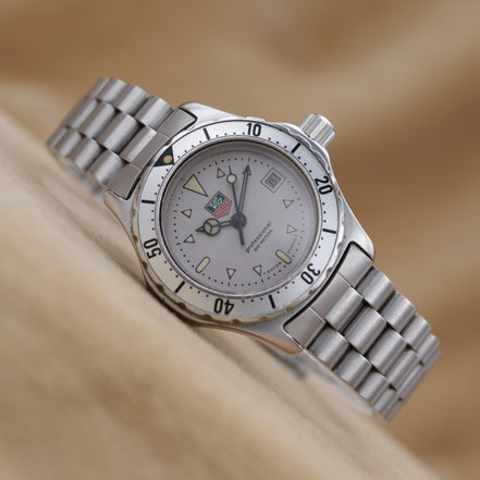 TAG HEUER professional  200 METERS 972.998R-2