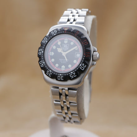 TAG HEUER professional  200 METERS 374.508