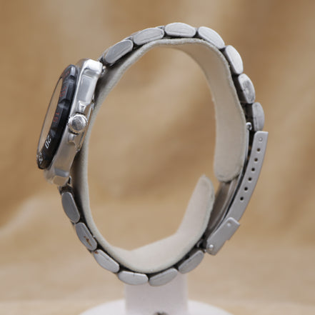 TAG HEUER professional  200 METERS 374.508