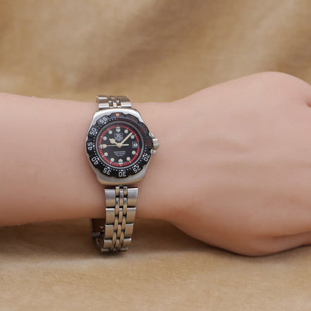 TAG HEUER professional  200 METERS 374.508