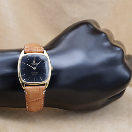 UNIVERSAL GENEVE GILT SHADOW ULTRA-SLIM 566105 <1960~1970年代>