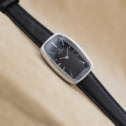 UNIVERSAL GENEVE Tonneau 842117 <1970年代>