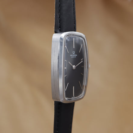 UNIVERSAL GENEVE Tonneau 842117 <1970年代>