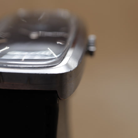 UNIVERSAL GENEVE Tonneau 842117 <1970年代>