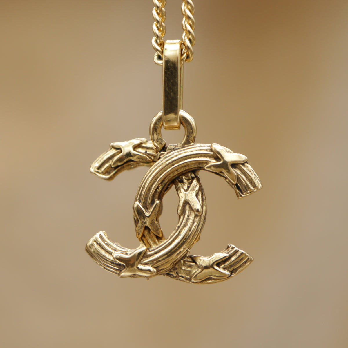 CHANEL COCO Pendant GP