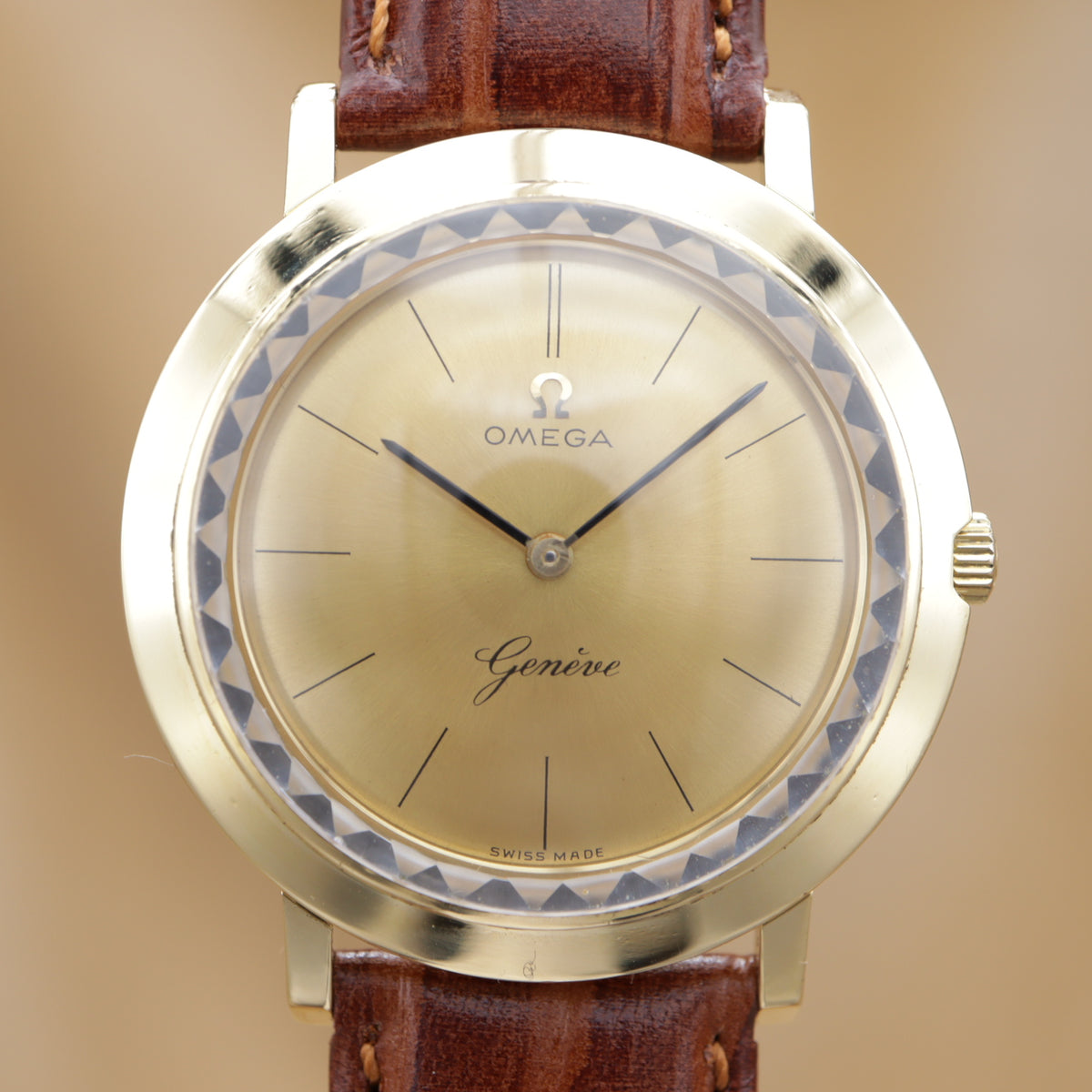 OMEGA Geneve Cal.620 18K Cut Glass <1960s>