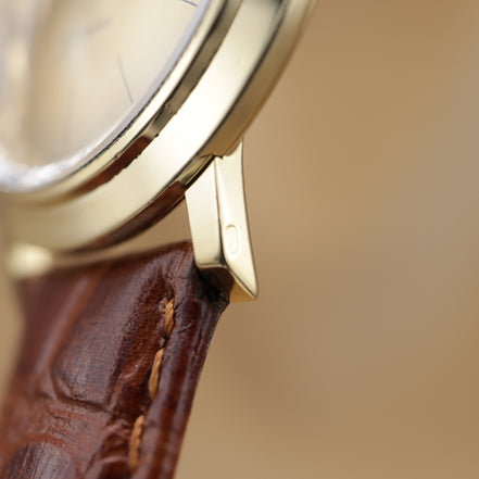 OMEGA Geneve Cal.620 18K Cut Glass <1960s>