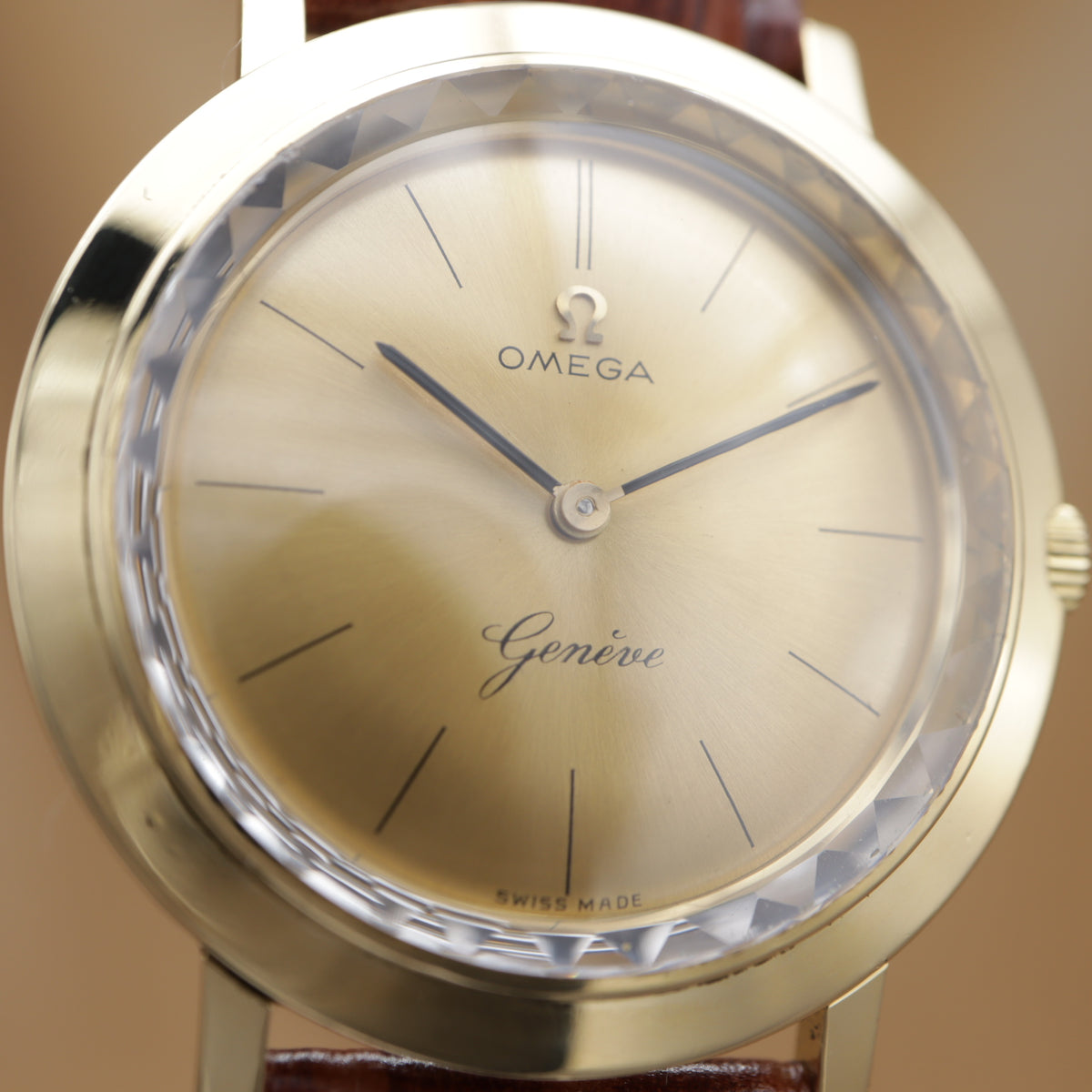 OMEGA Geneve Cal.620 18K Cut Glass <1960s>
