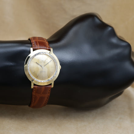 OMEGA Geneve Cal.620 18K Cut Glass <1960s>