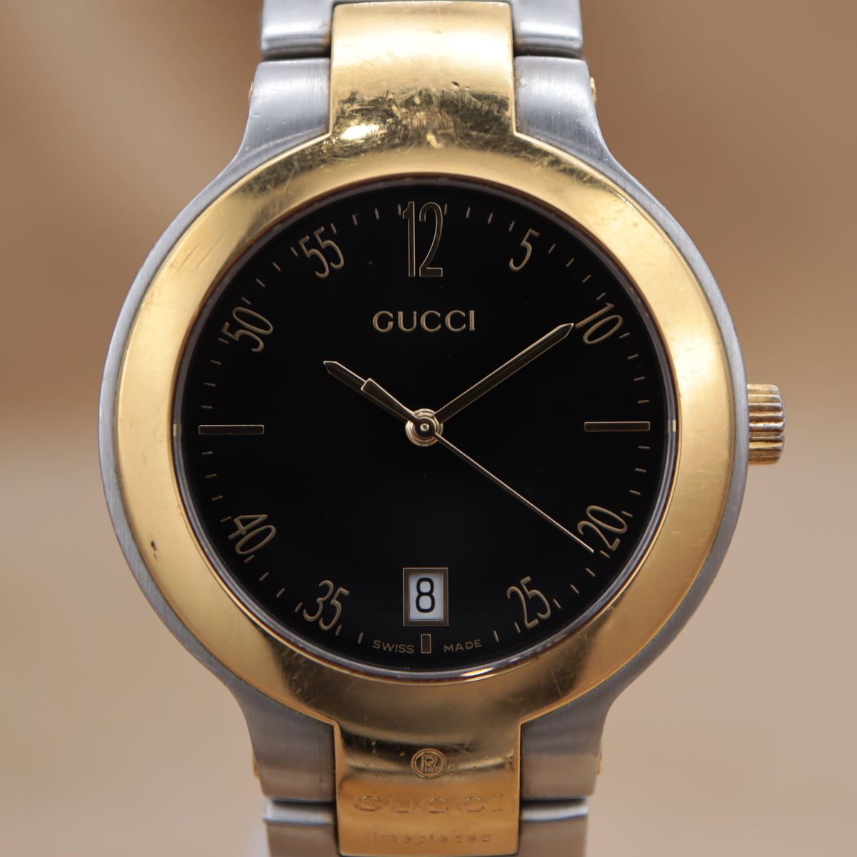 GUCCI Arabic Date 8900M