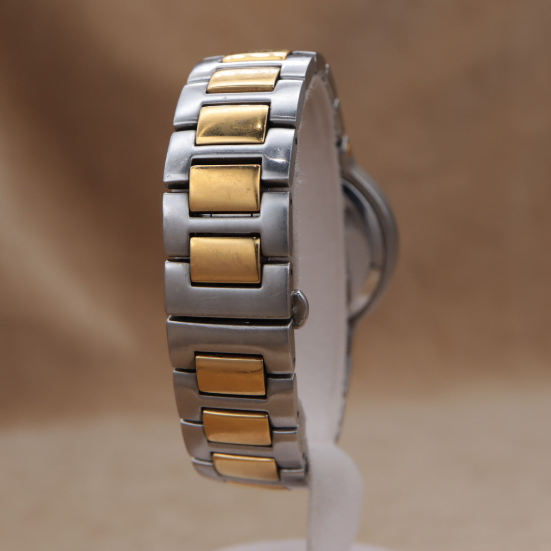 GUCCI Arabic Date 8900M
