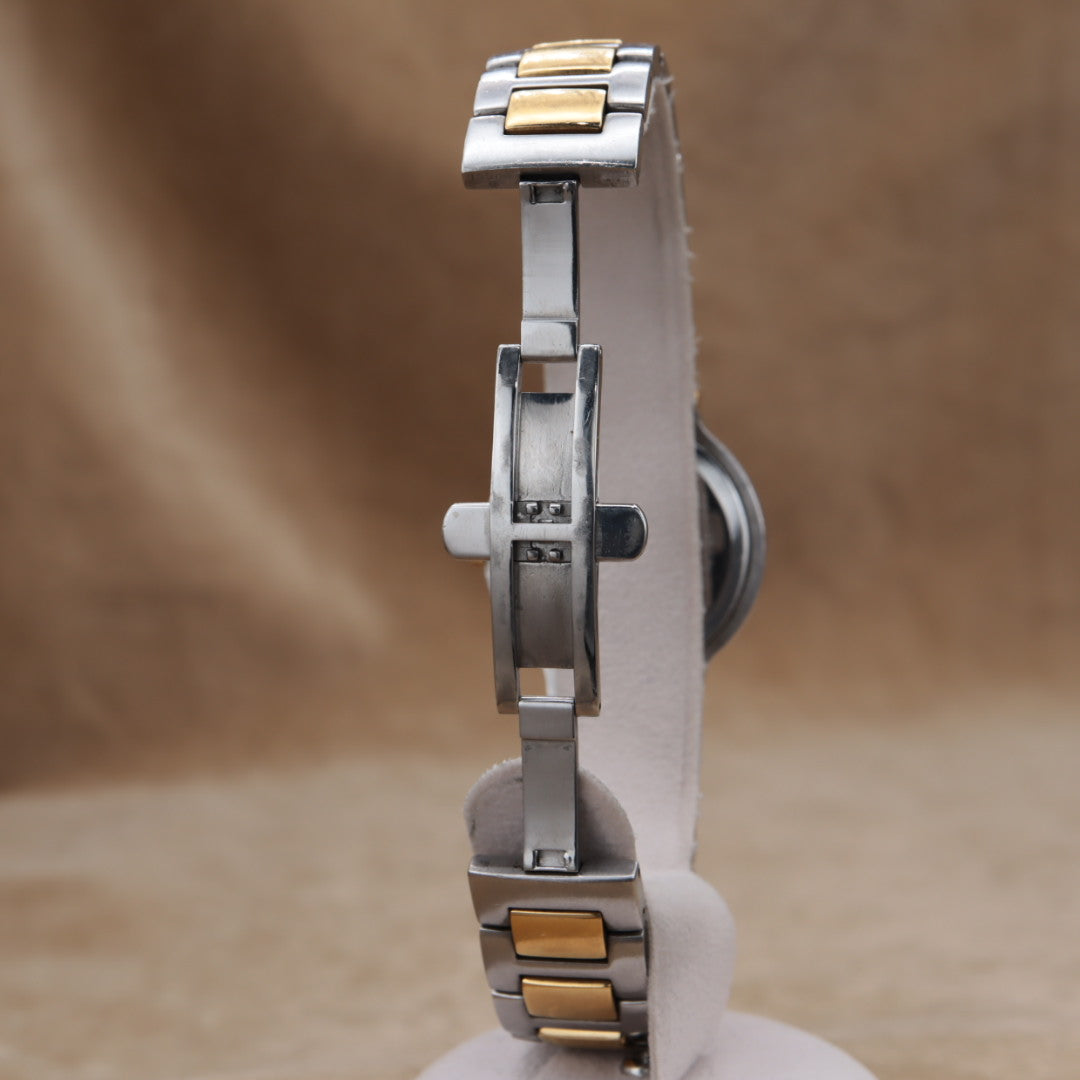 GUCCI Arabic Date 8900M